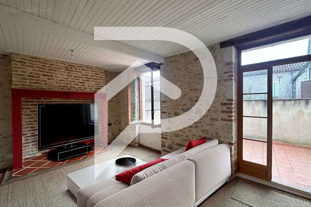 Appartement à LUZECH