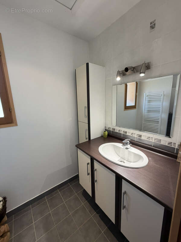Emplacement idéal pour ce chalet au pied des pistes de ski ! - photo 17