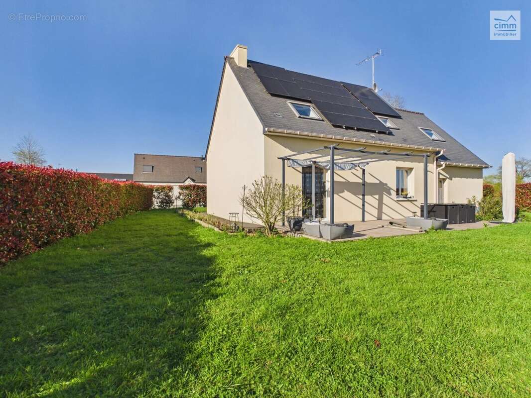 Maison à MAURE-DE-BRETAGNE