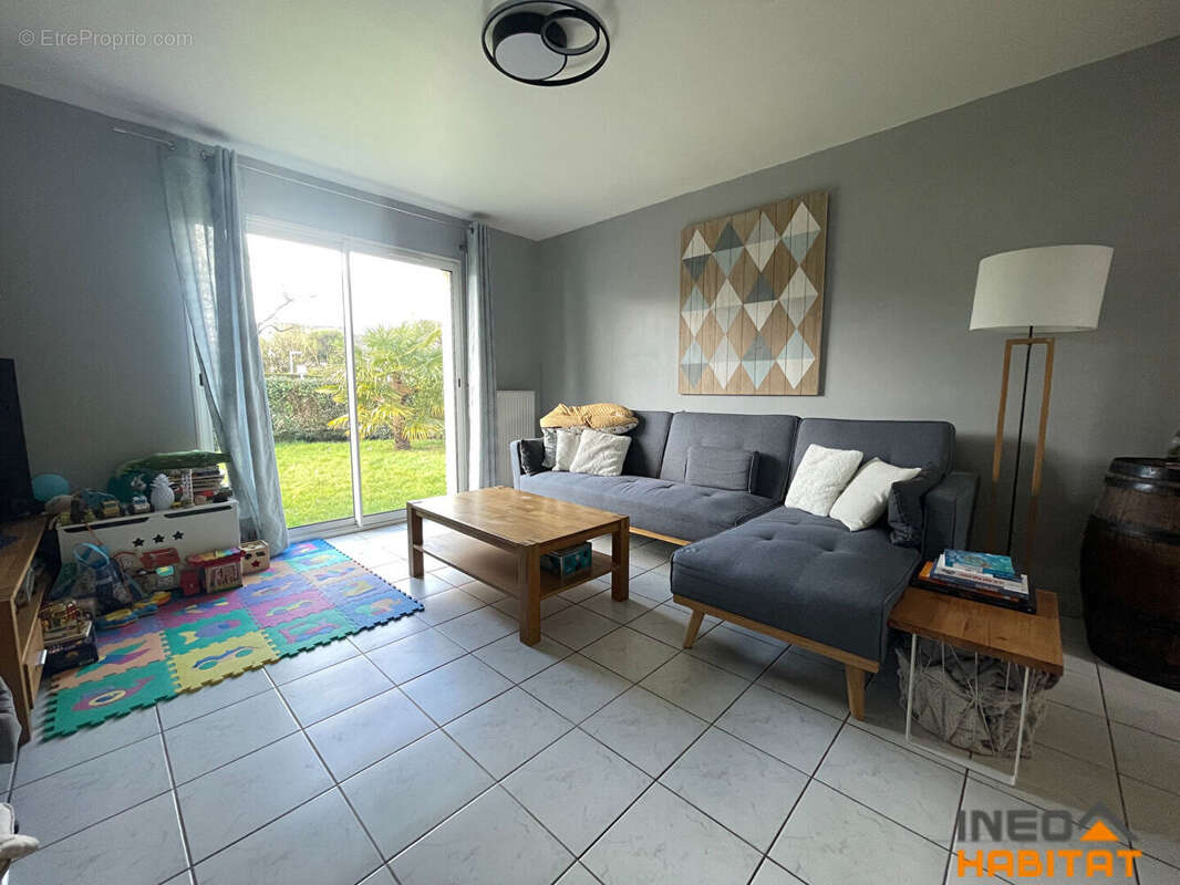 Maison à LA MEZIERE