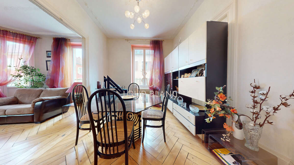 Appartement 126 m2 sur Les Quais - photo 3