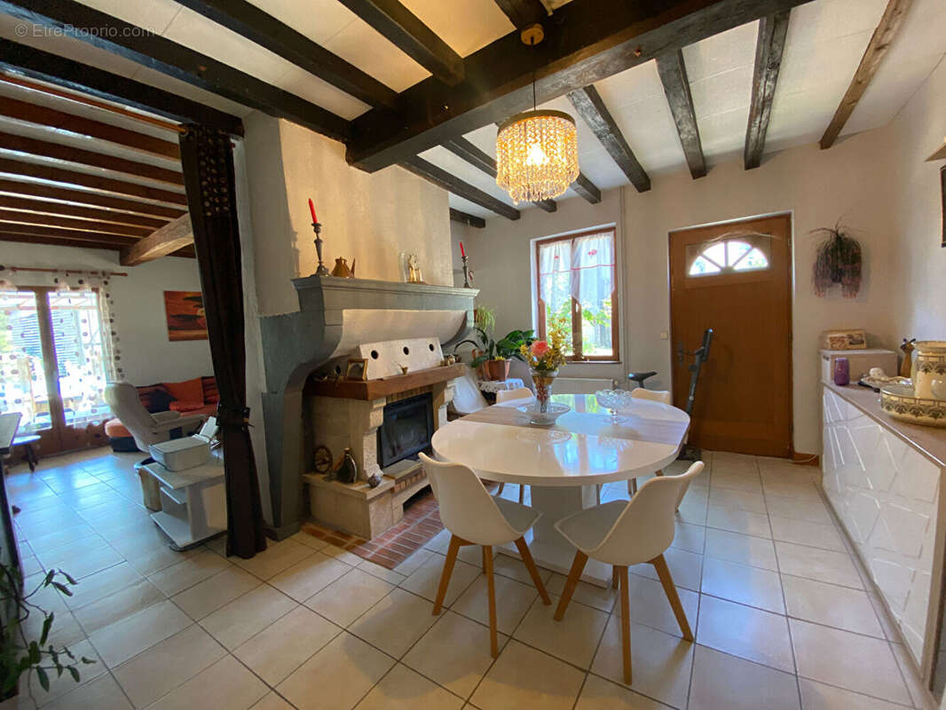 Maison à FRAMPAS