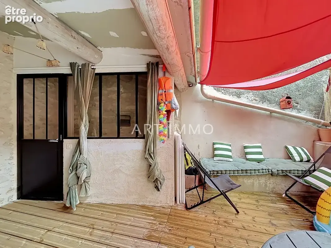 À vendre  maison de village rénovée avec terrasse au cur du village de robion - photo 8