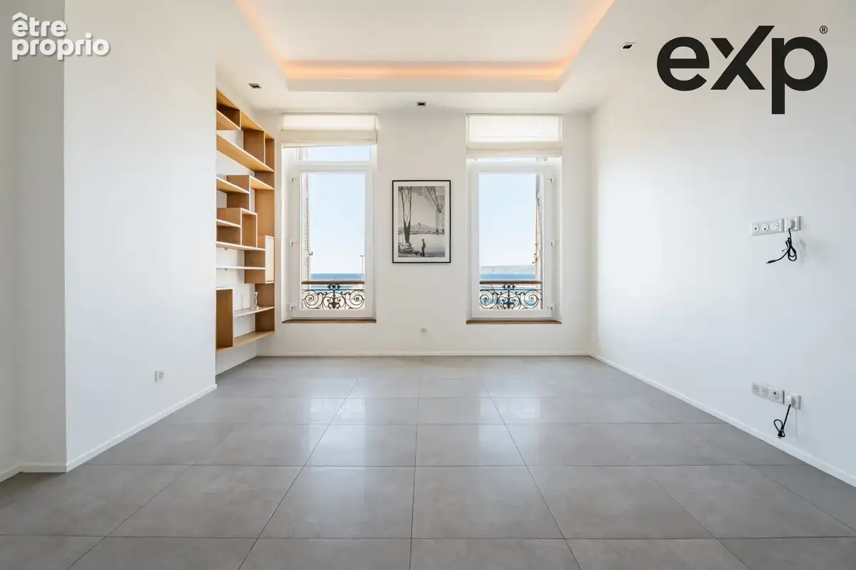Appartement à MARSEILLE-2E