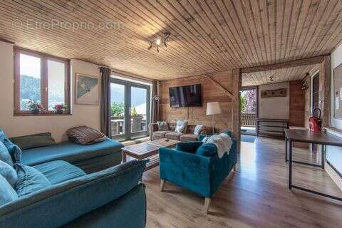 Maison 262 m² à Montriond  - photo 2