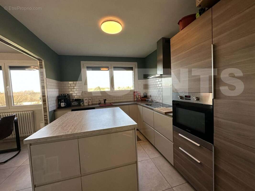 4ccec89c-21eb-41b6-b1f6-05bce052ef4c - Maison à PURE