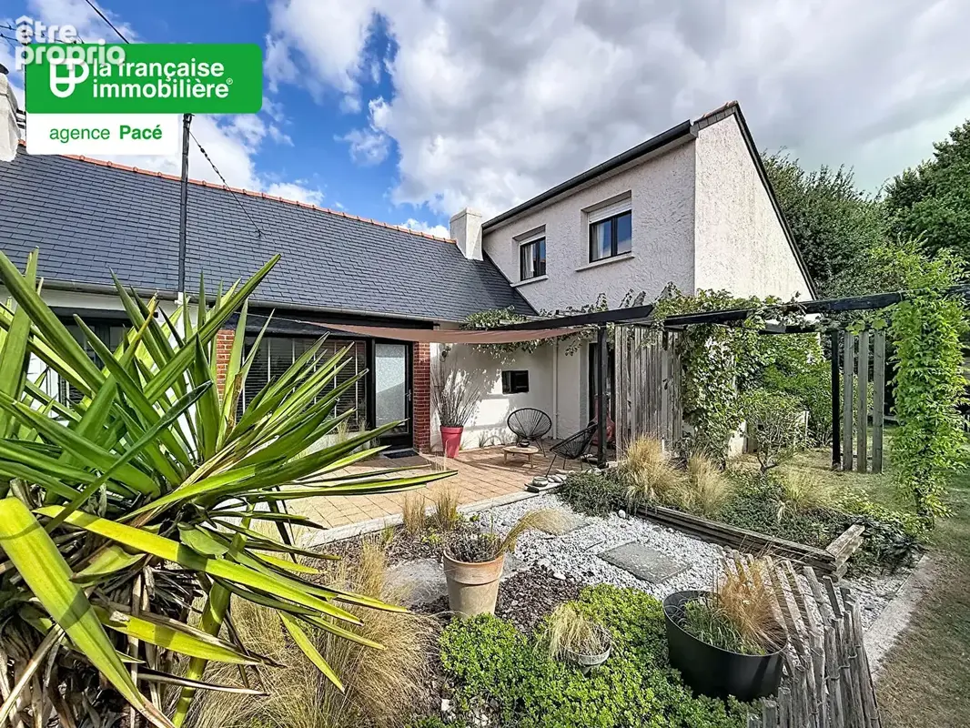 Photo Maison à Pace au prix de 403 095€