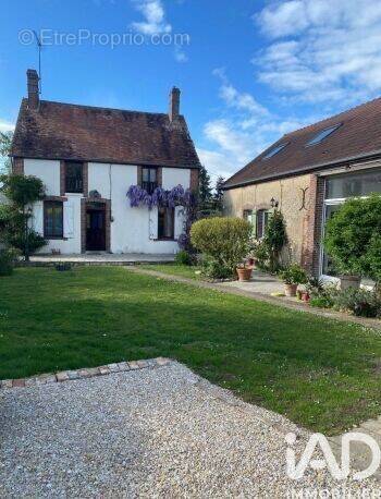 Photo 1 - Maison à CHARNY