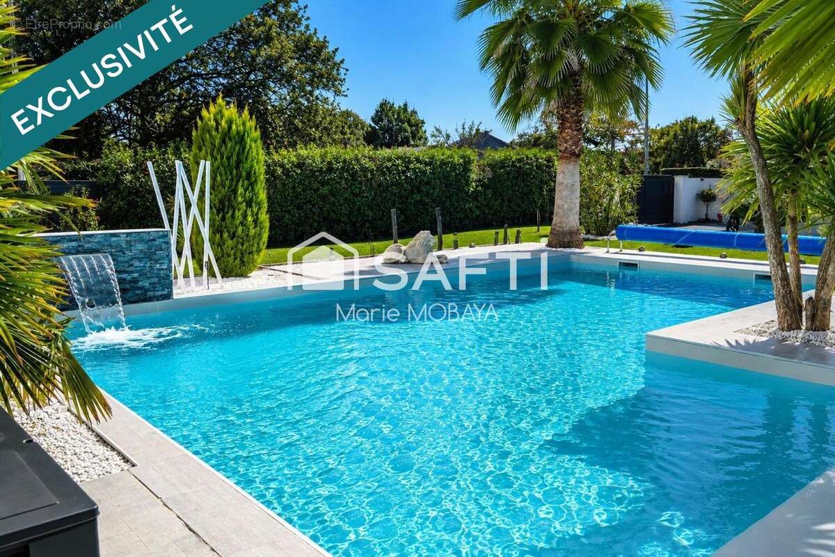 Maison 182 m² à Saint-Andre-De-Cubzac  - photo 2