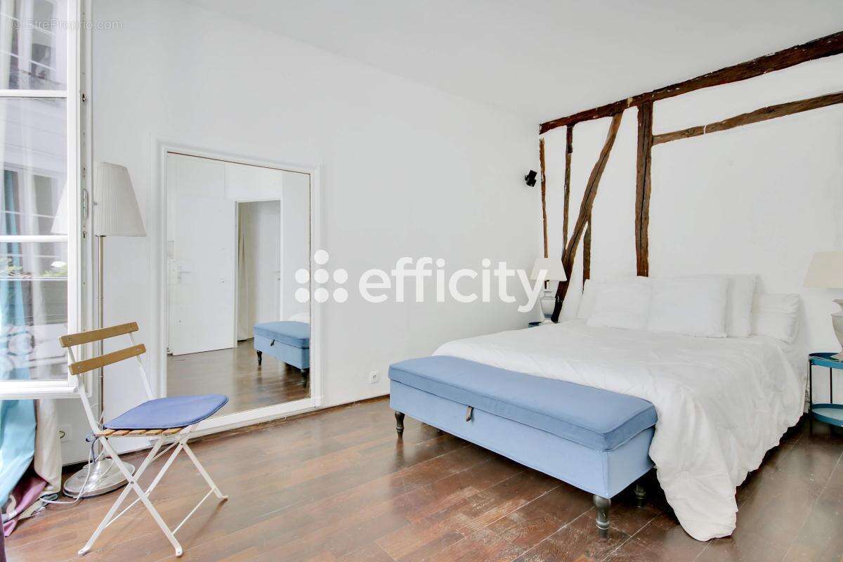 Appartement à PARIS-9E