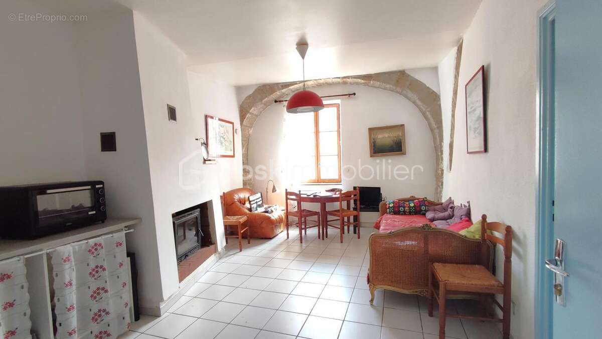 Appartement à CEILHES-ET-ROCOZELS