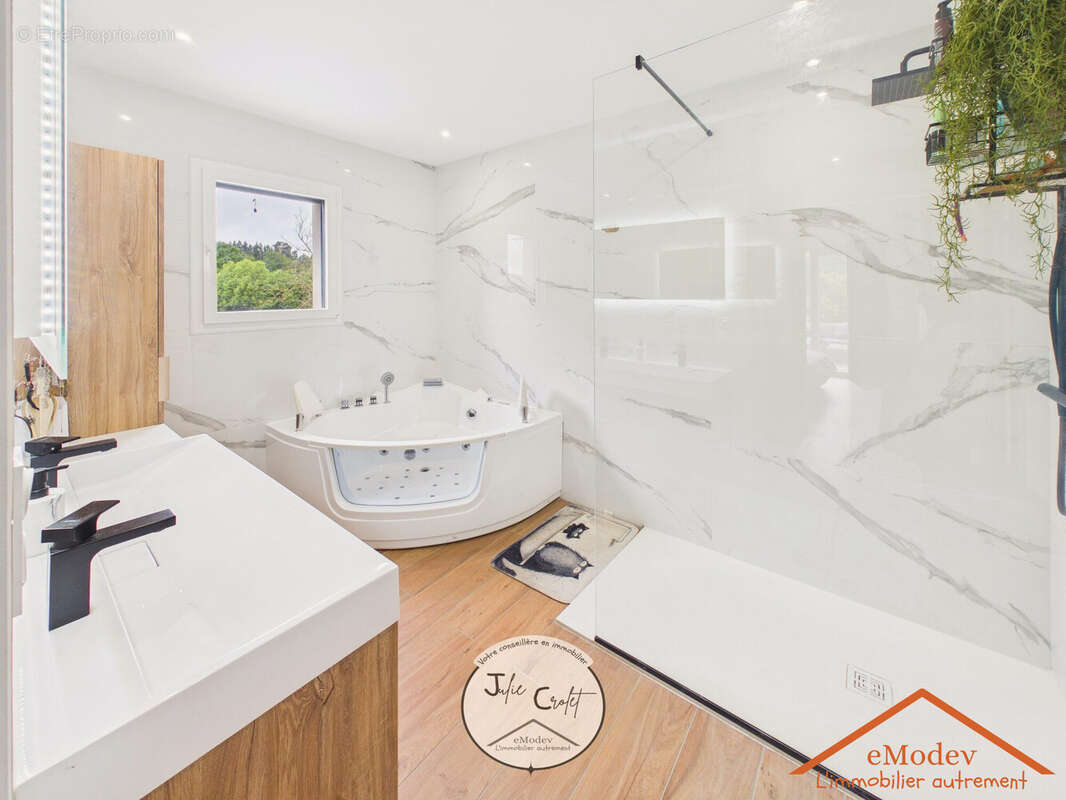 Maison 210 m² à Fremifontaine  - photo 8