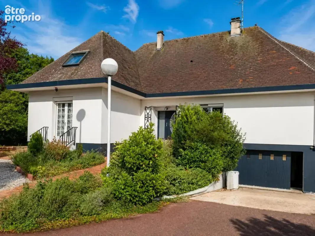 Maison de 12 pièces de 240 m² à Mormant - photo 1