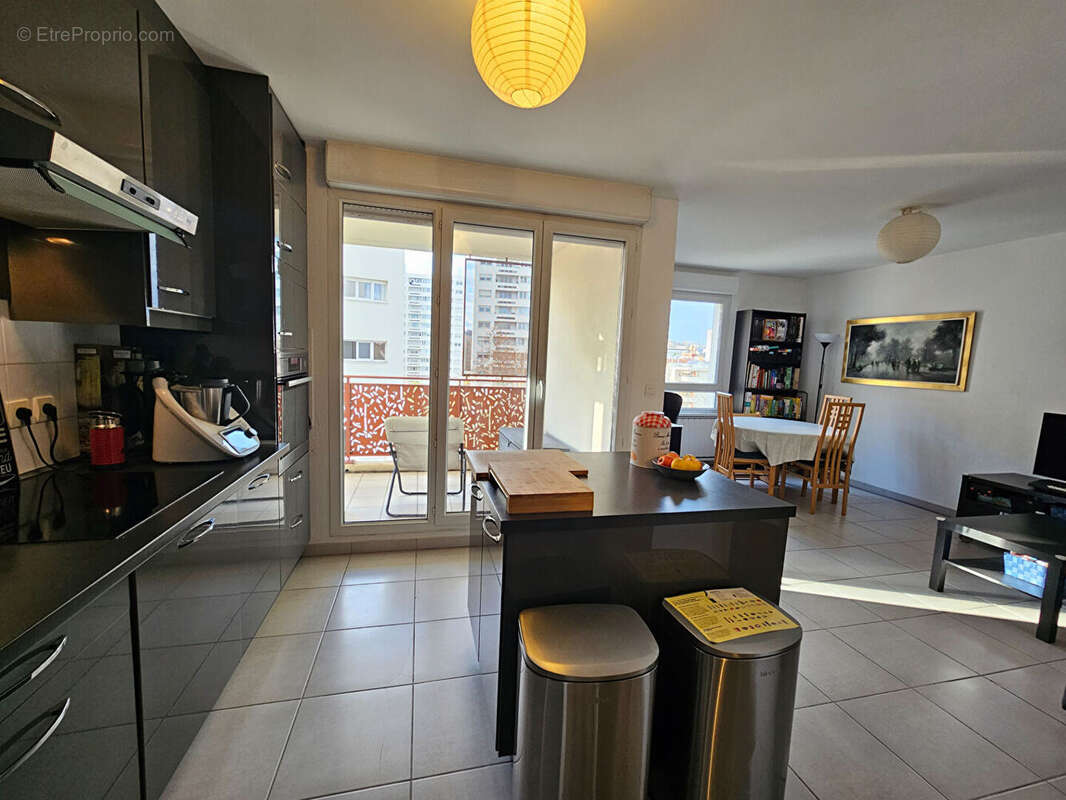 Appartement à LYON-7E