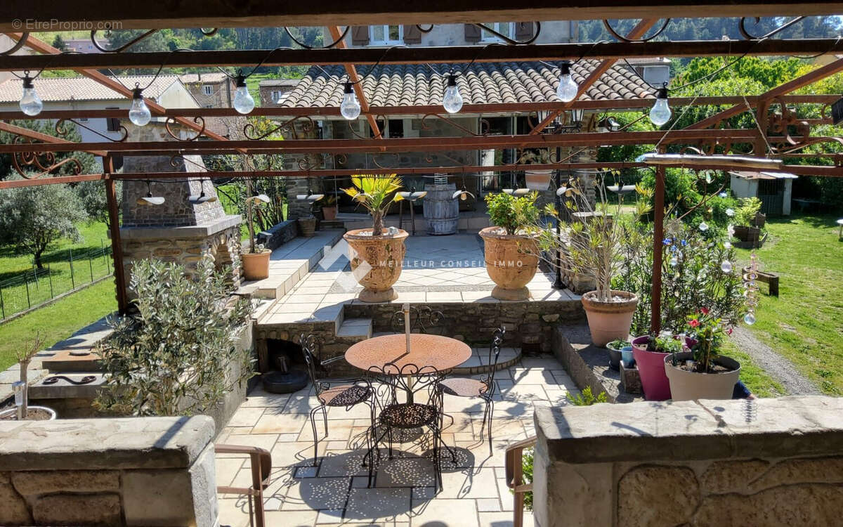 Maison à BESSEGES