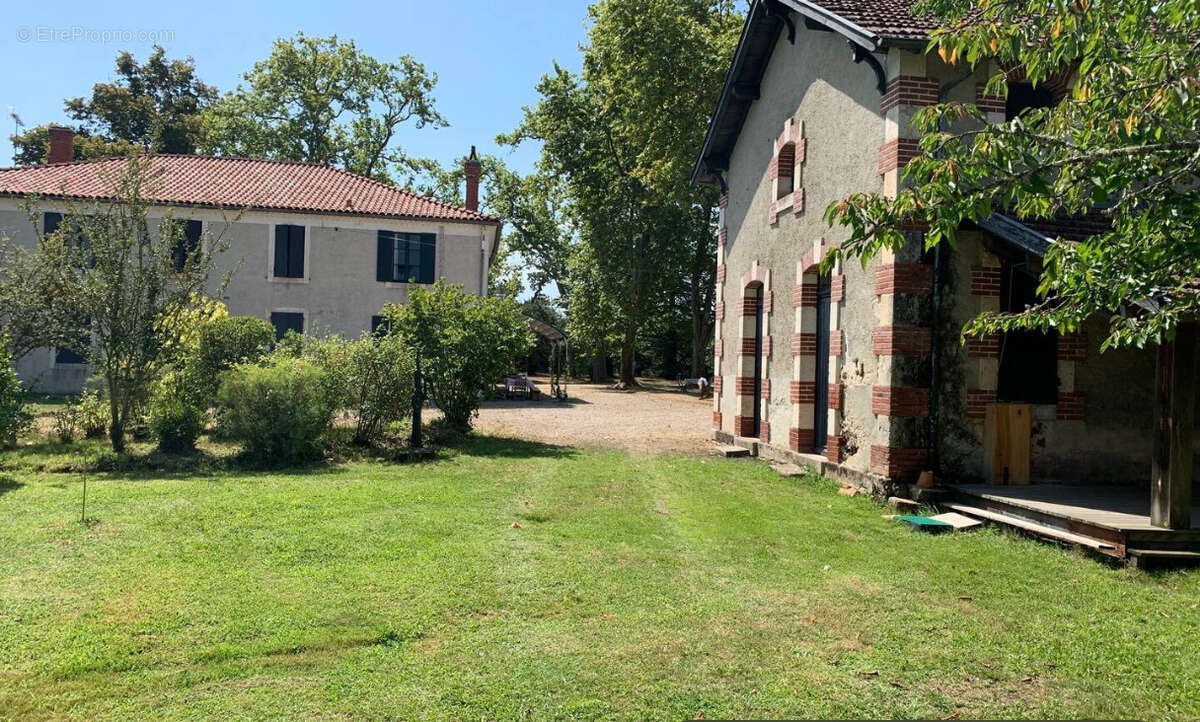 Maison à PISSOS