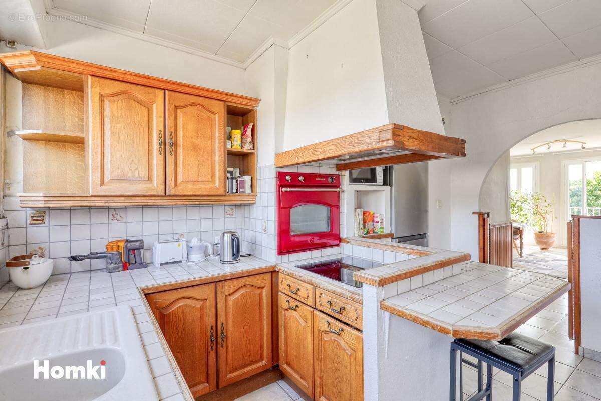 Appartement T4 de 80 m2 à Toulouse 31500, Rue d'Arles - photo 6