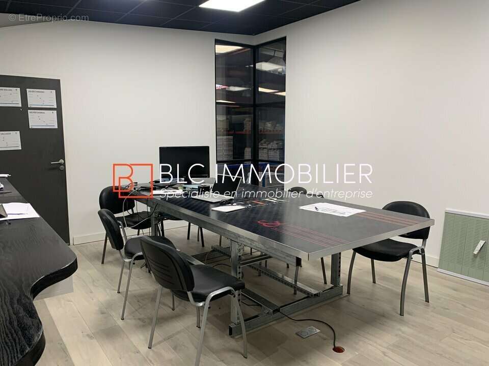 Autre à SEPTEMES-LES-VALLONS