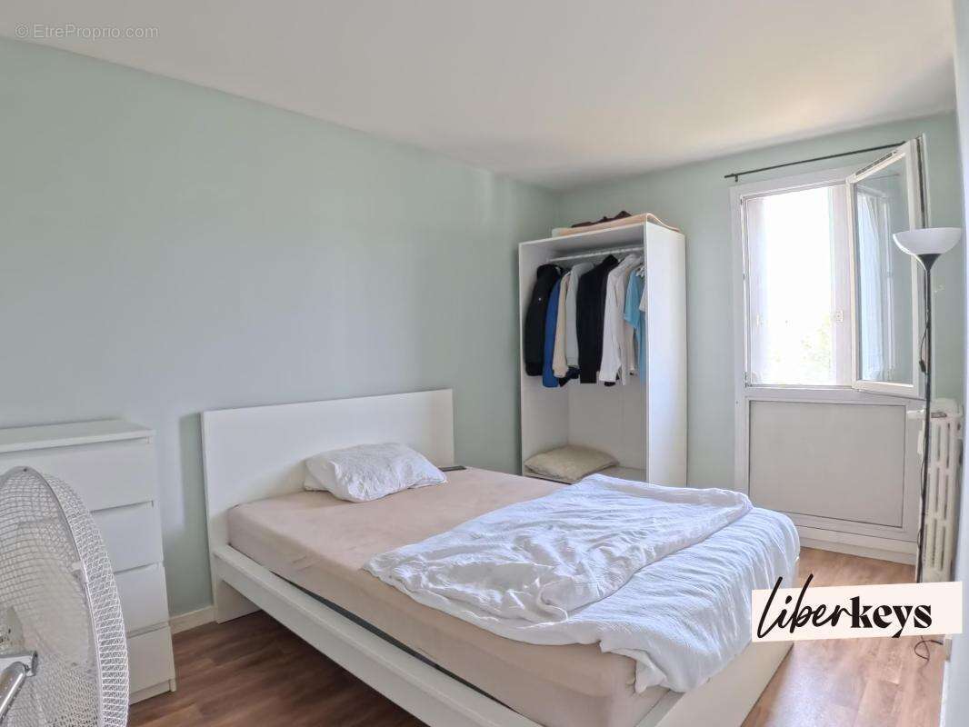 Appartement T3 70 m2 avec stationnement - photo 5