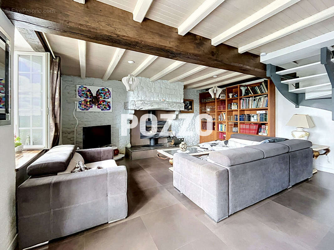 A VENDRE Authentique chaumière normande de 130 m² avec vue dégagée sur la campagne - photo 6