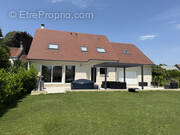 Maison à SAINS-EN-AMIENOIS