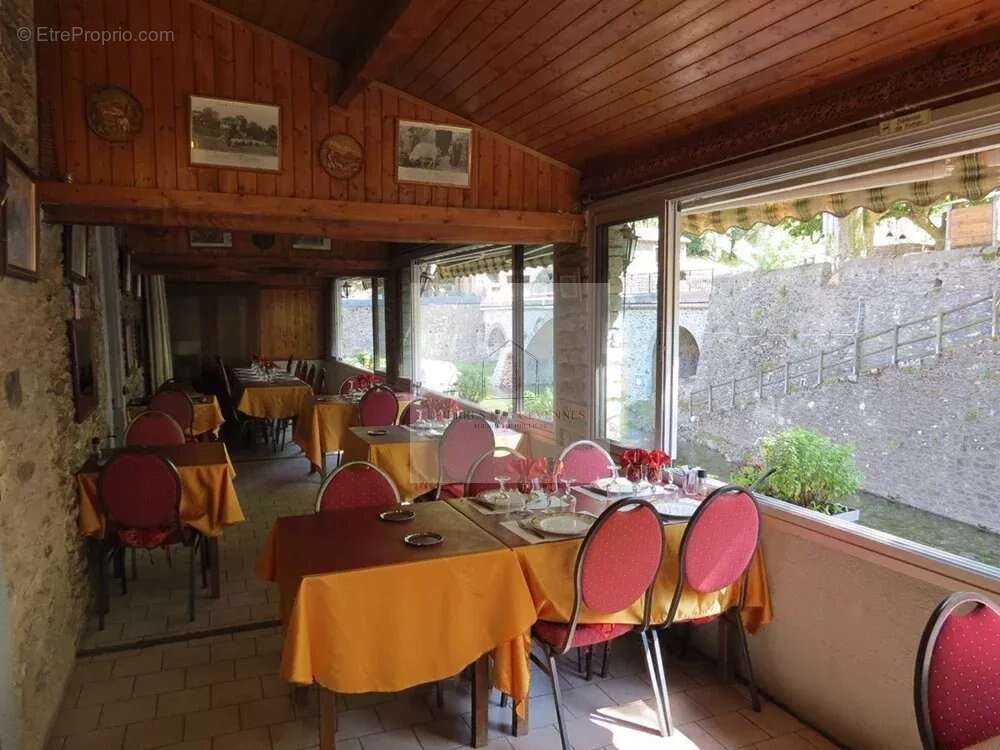 Maison à SAINT-ANDRE-DE-VALBORGNE