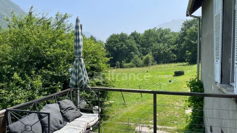 Maison à SAINT-REMY-DE-MAURIENNE