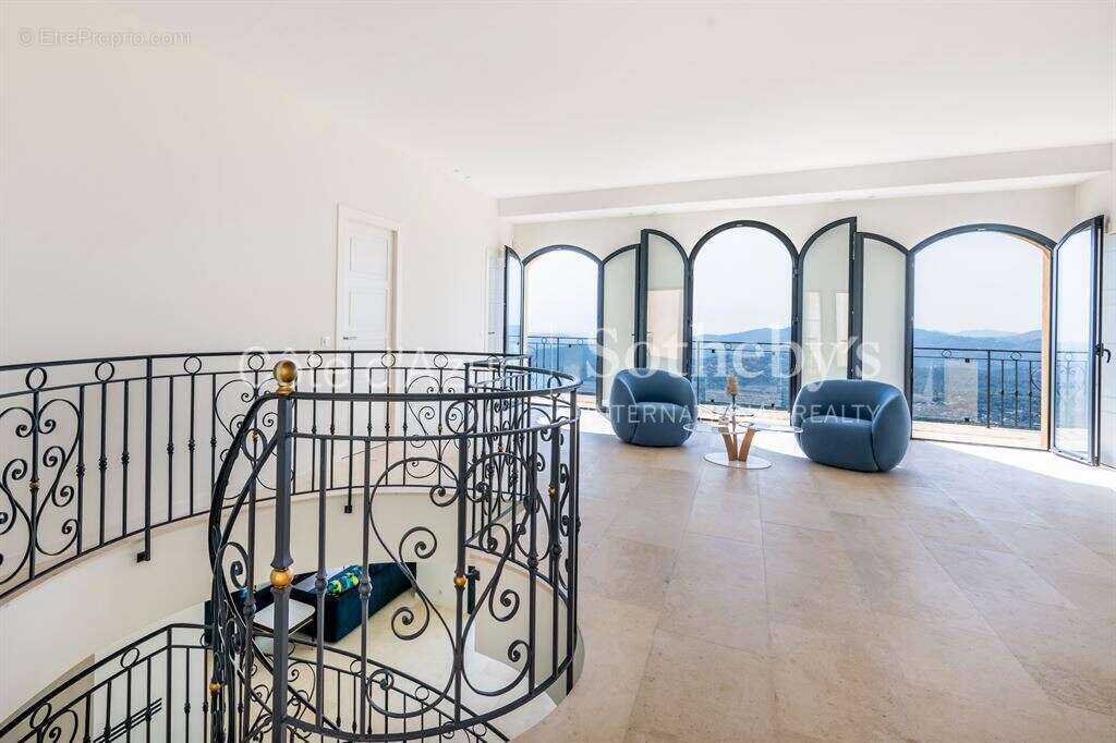 Maison à SPERACEDES