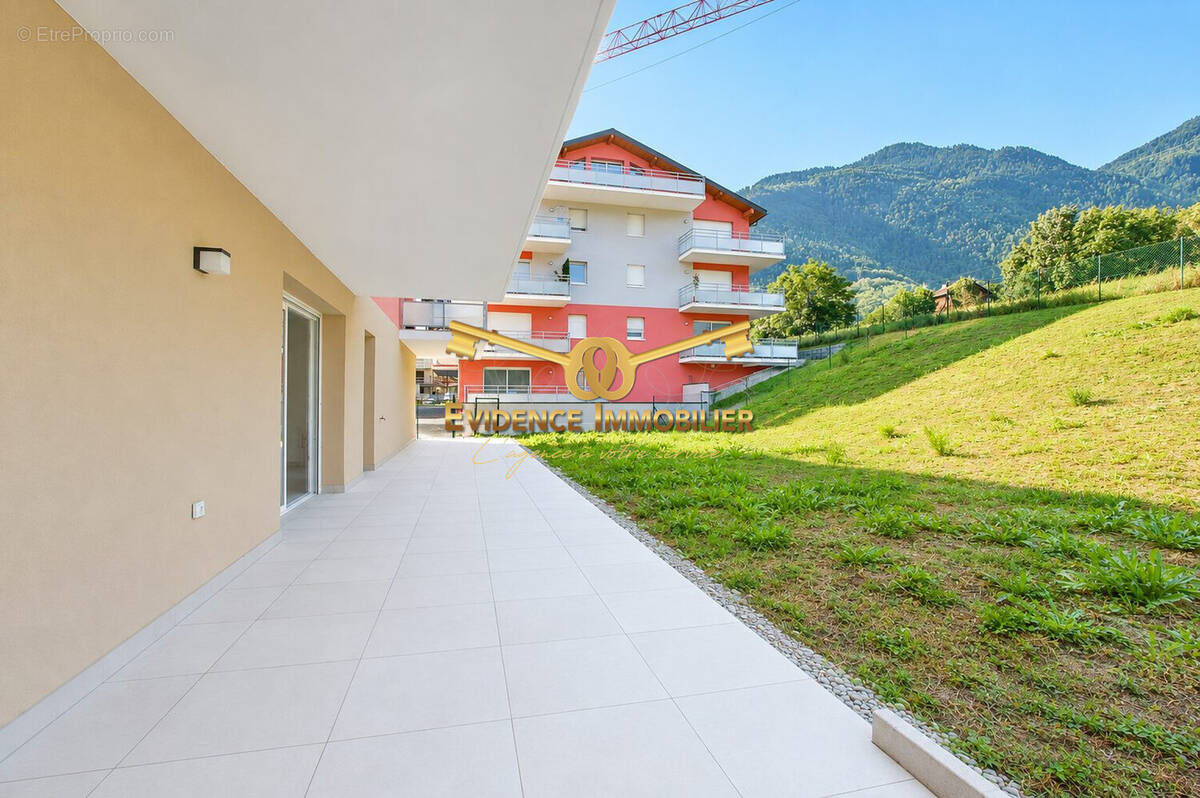 Appartement 90 m² à Aigueblanche  - photo 1