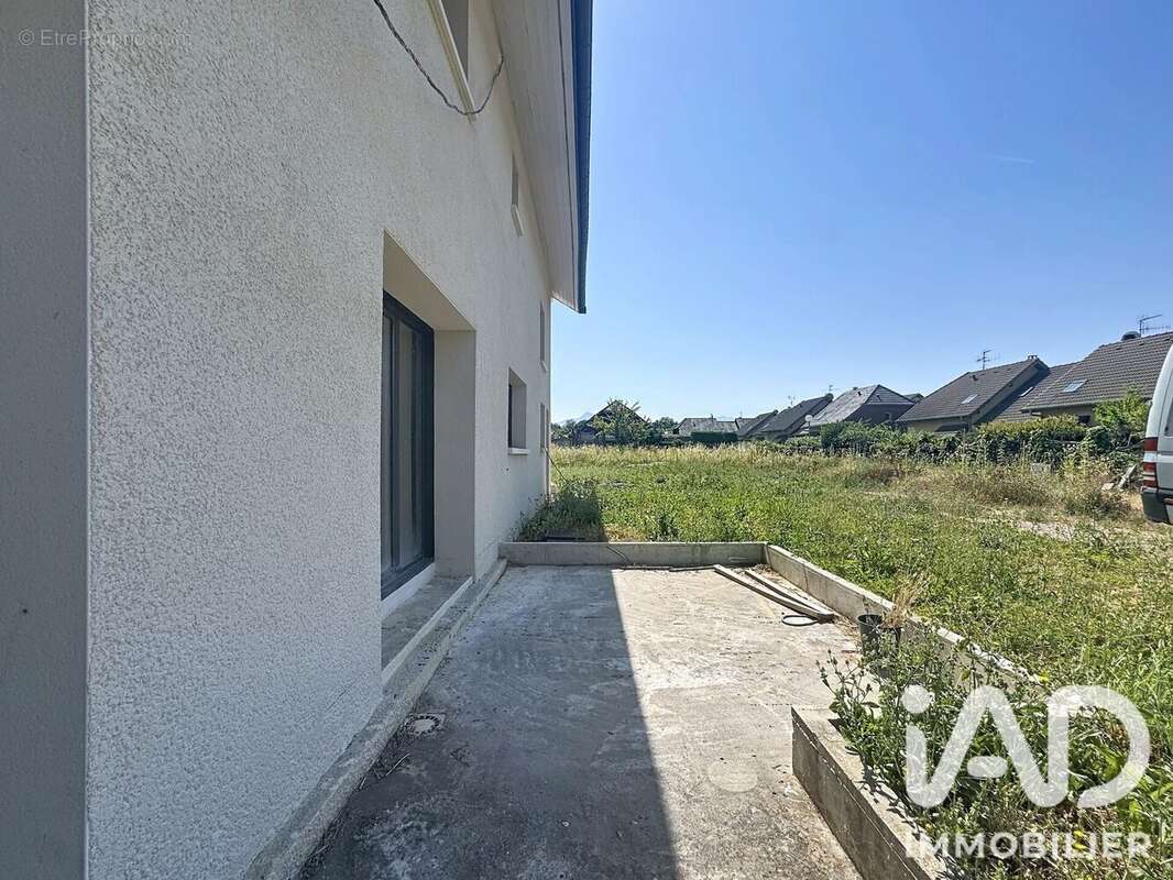 Maison 346 m² à Vetraz-Monthoux  - photo 3