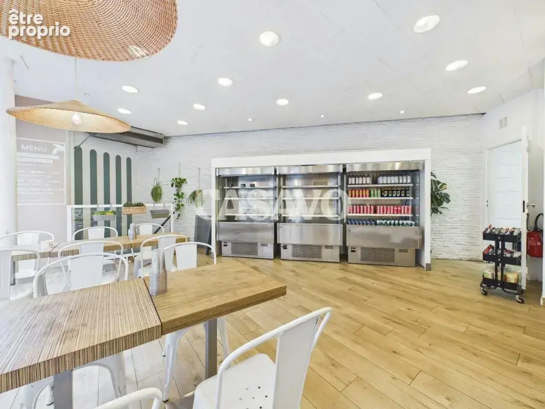 Vente mur et fond de local commercial - Saint-Lazare Havre-Caumartin - photo 3