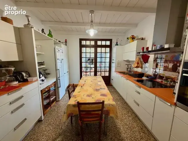 Maison 291 m² à Lunel  - photo 3