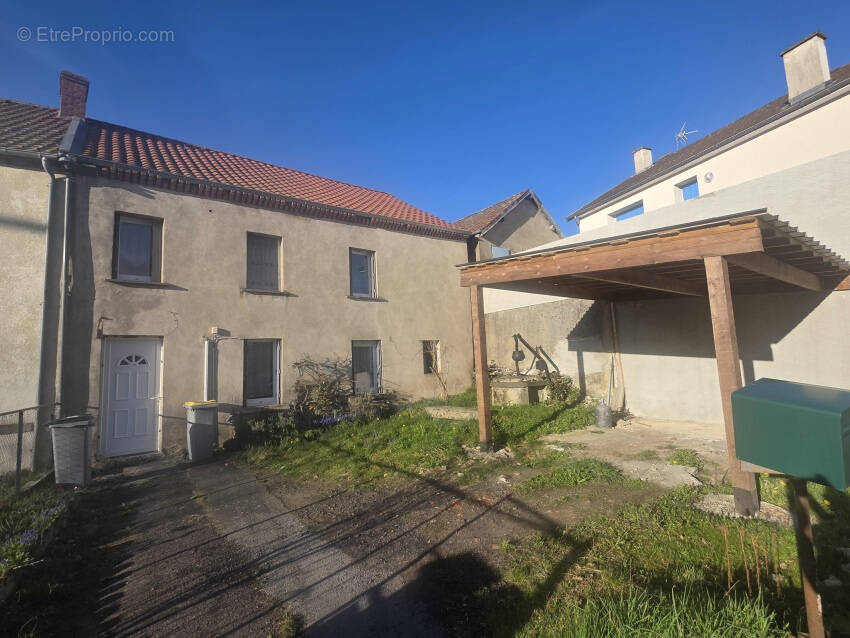 Maison à LES ANCIZES-COMPS