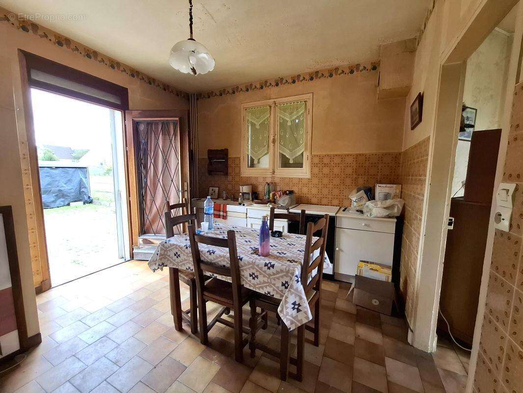 Maison à TROSLY-BREUIL