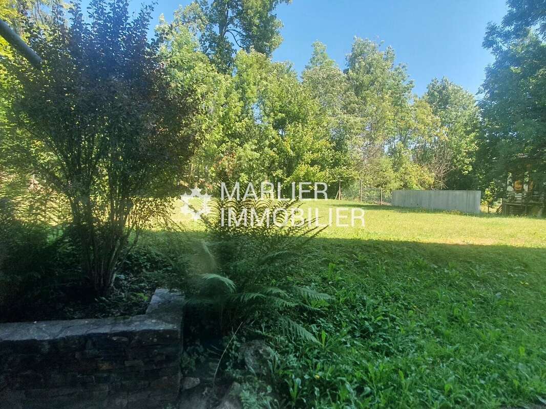 Appartement à DEMI-QUARTIER