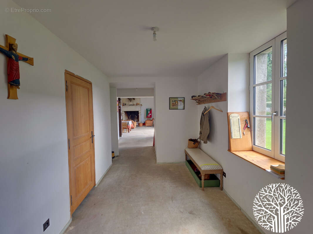 Maison à MILLY-LA-FORET