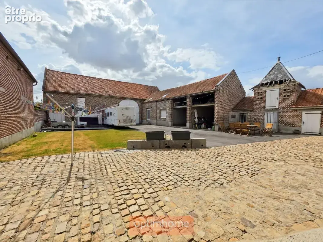 Propriété de caractère – 213 m² – 6 chambres – grange – dépendances – terrain 1 570 m² - photo 29