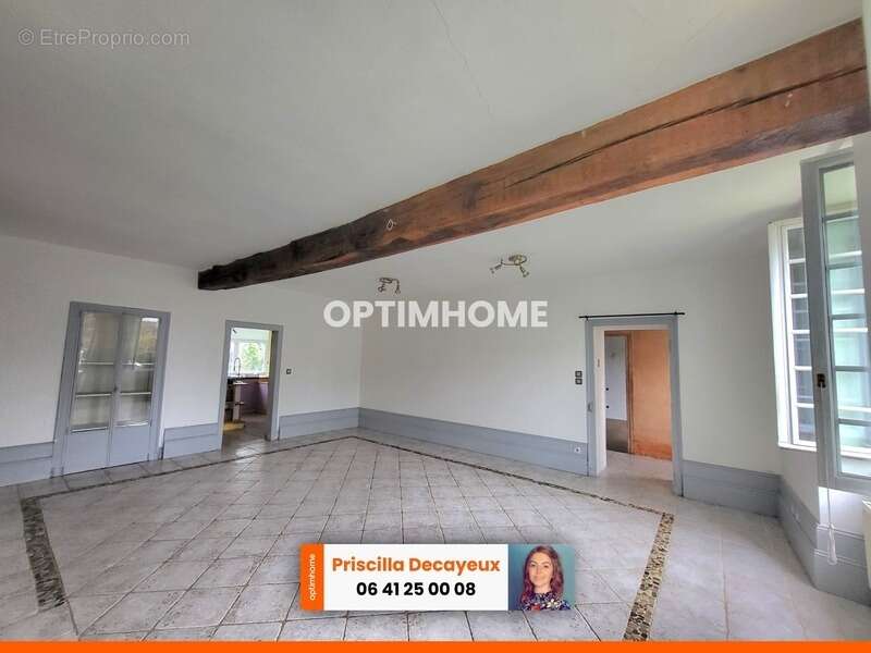 Maison à GROSSOUVRE