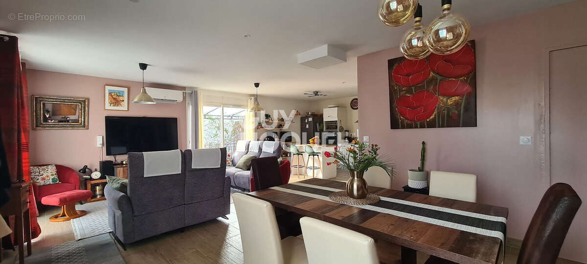 Maison à CAUMONT-SUR-DURANCE