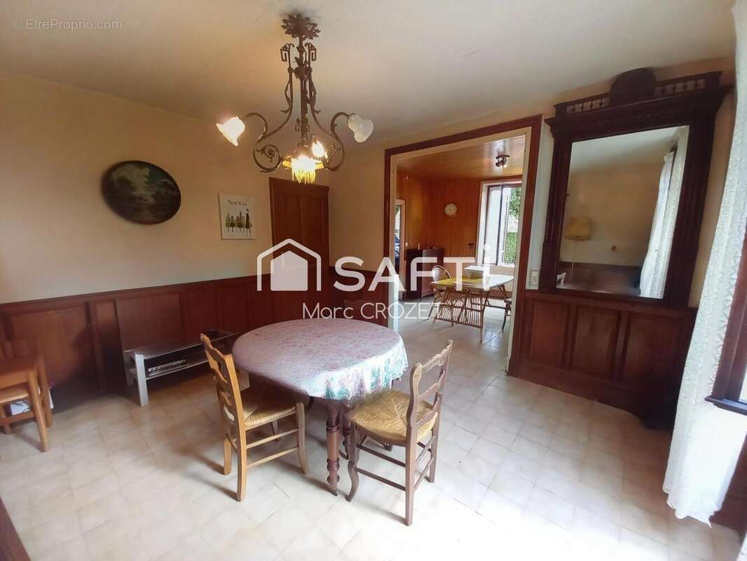 Maison 207 m² à Aigueperse  - photo 7