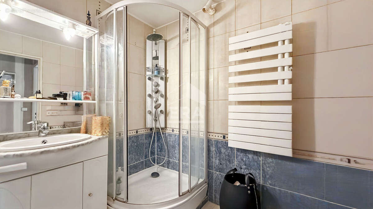 Appartement à NANDY