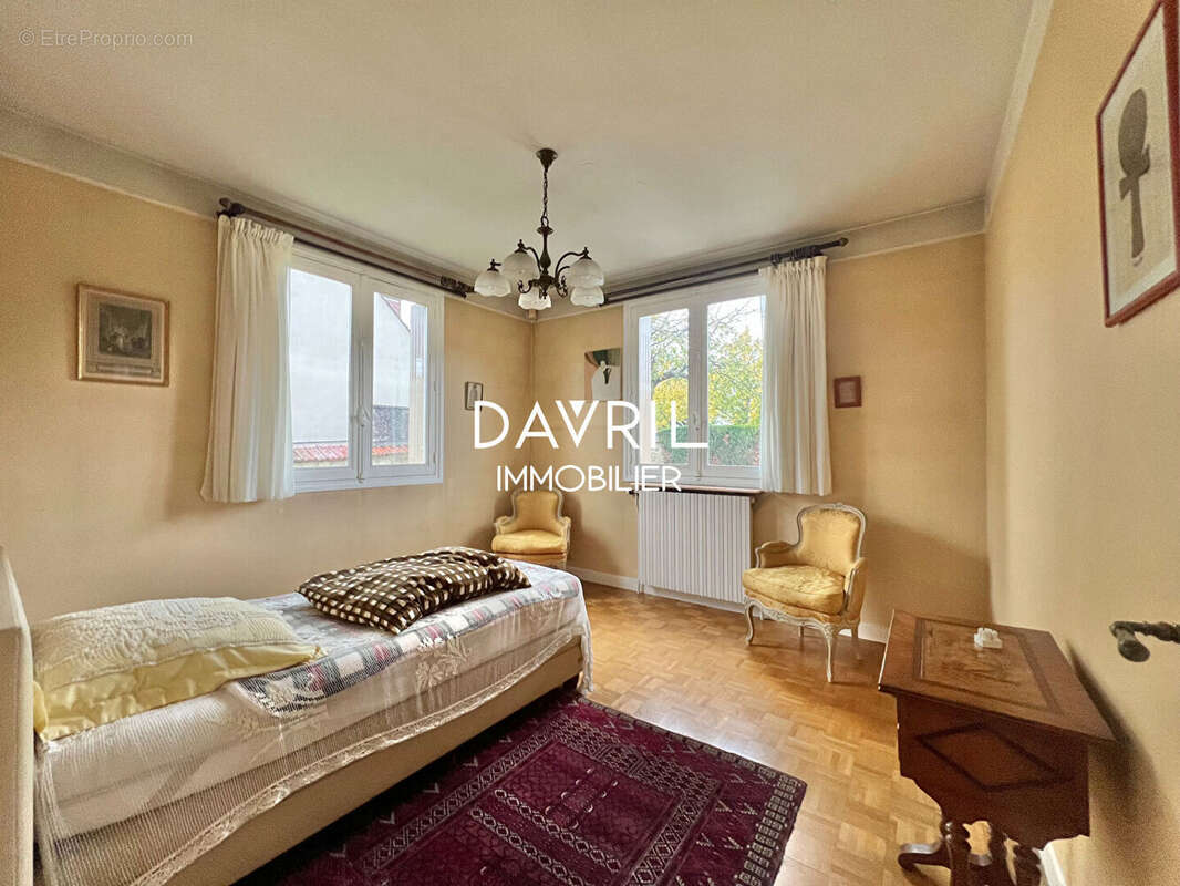 Maison à CONFLANS-SAINTE-HONORINE