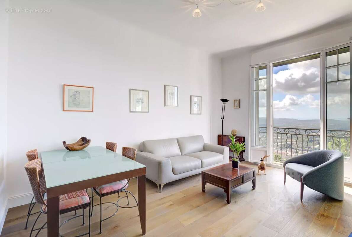 Appartement à GRASSE