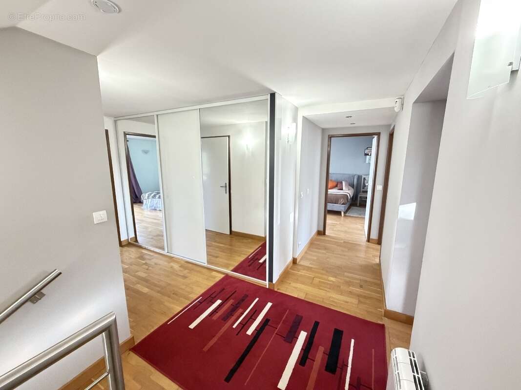 Maison à CHAMPIGNY-SUR-MARNE