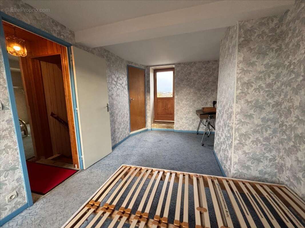 Maison à CRIQUEBEUF-SUR-SEINE