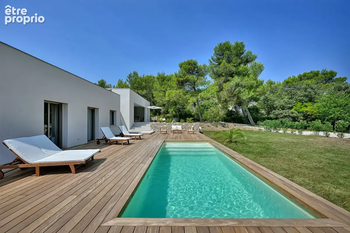 NIMES-TERRES DE ROUVIERE-Villa Contemporaine Neuve de plain-pied - photo 9