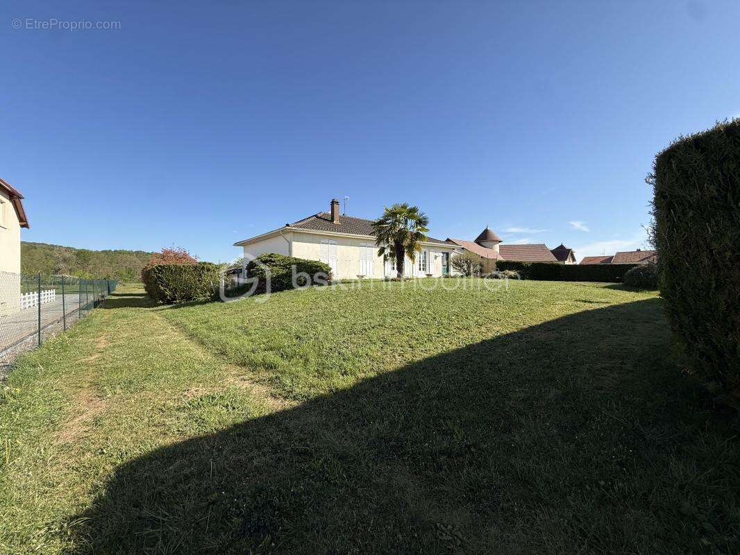 Maison à VOLMERANGE-LES-BOULAY