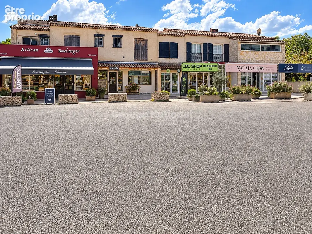 Local commercial Le Tignet 77,88 m2 - photo 1