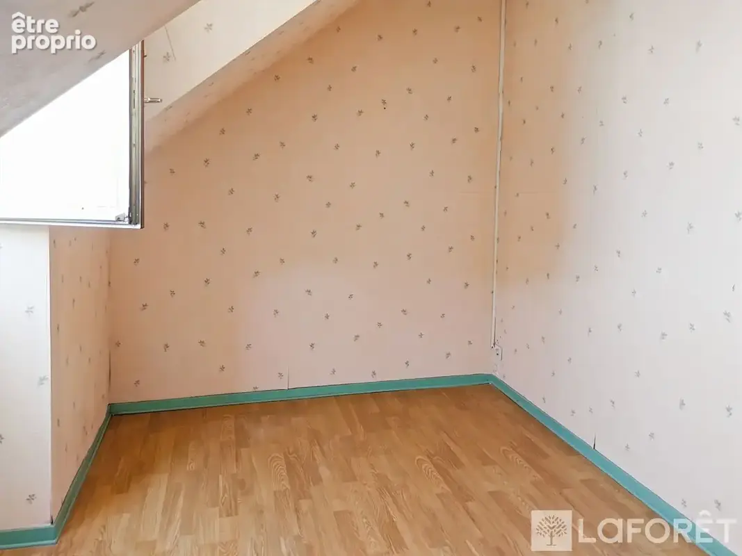 Charmante maison de 110m2 avec jardin, sous-sol et garage - photo 10
