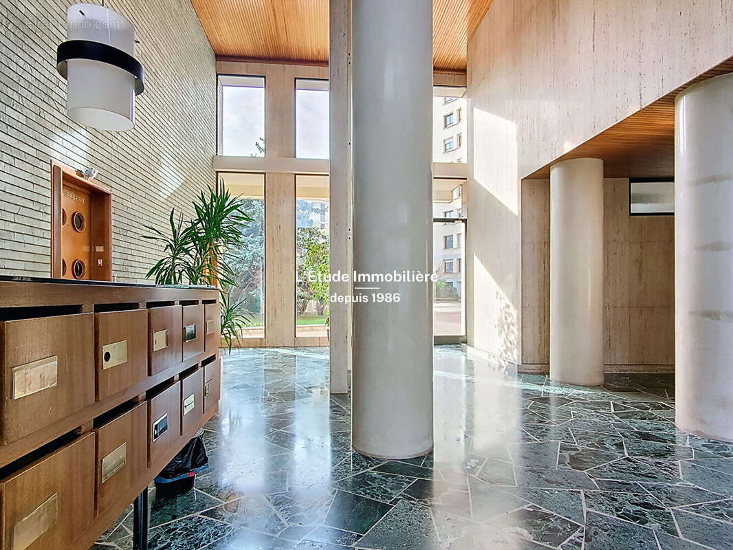 Appartement à LYON-6E